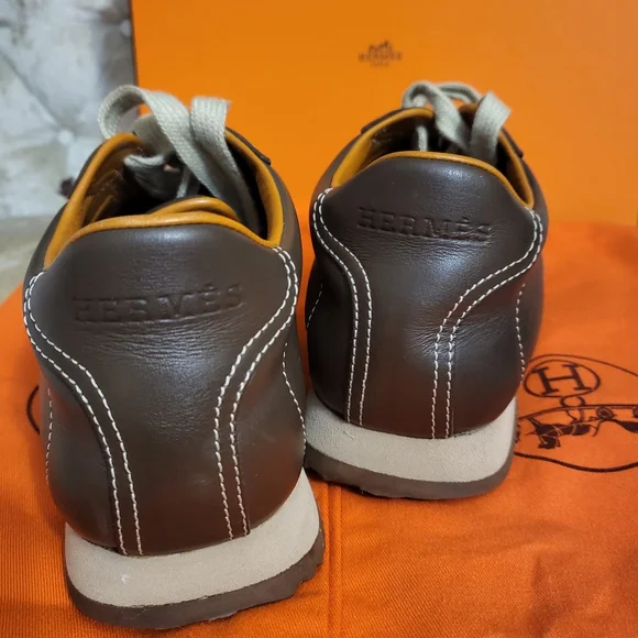 (SOLD)Authentic Hermes low top quicker sneaker brown - Picture 2 of 6